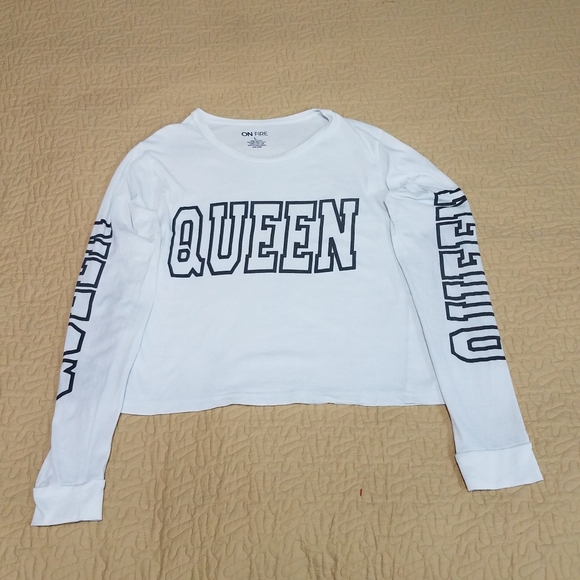 Queen long sleeve crop Size L - Picture 1 of 3